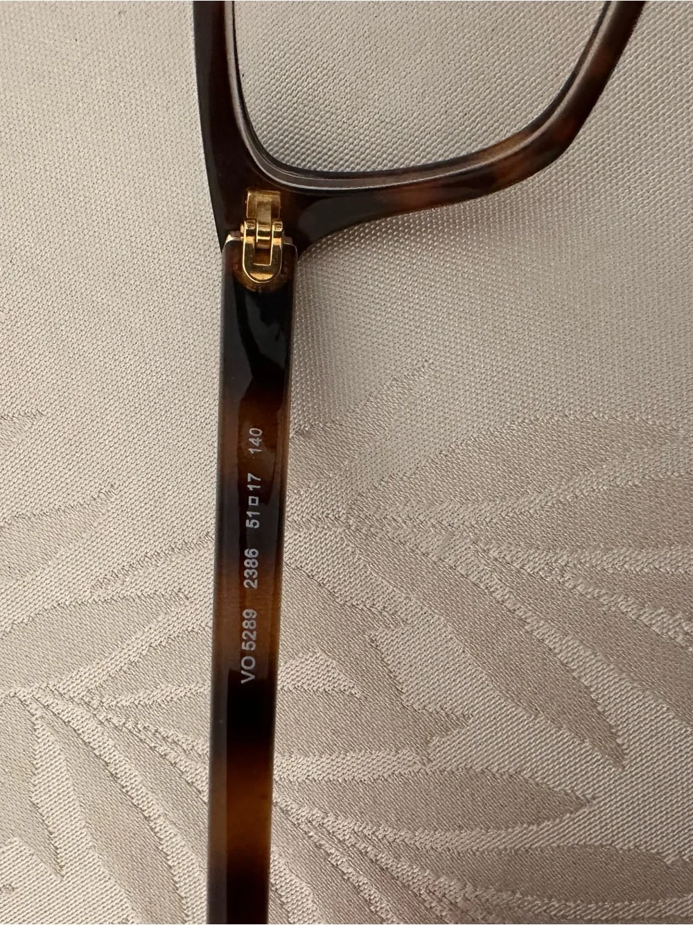 Vogue Tortoiseshell Cat-Eye Glasses in Brown and Black 51 17 140